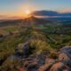 panorama al tramonto del Monte Cinto, sui Colli Euganei, in provincia di Padova