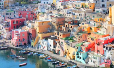 Immagine dall'altro del borgo di Procida