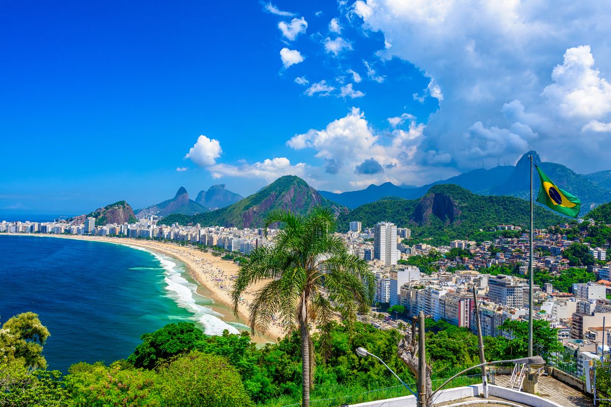 Panorama di Rio De Janeiro e della spiaggia di Copacabana, Brasile