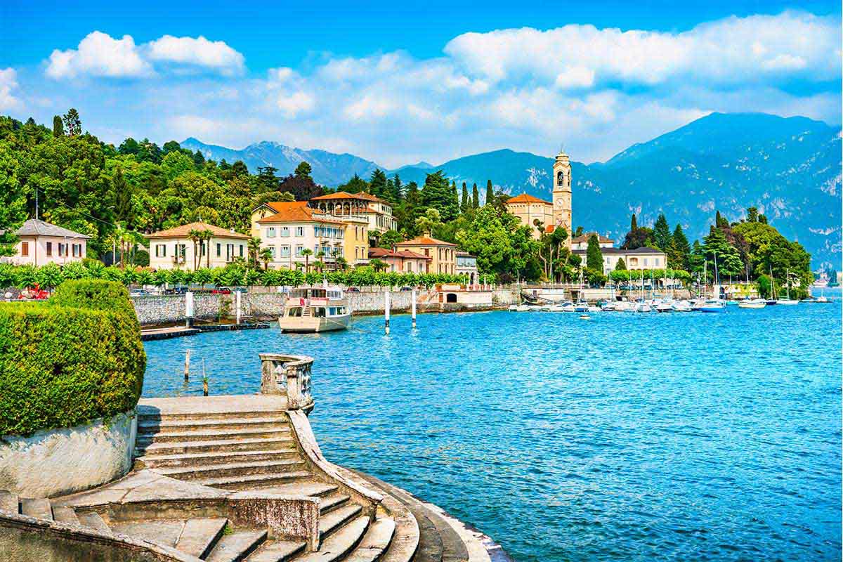 Vista del borgo di Tremezzo sul lago di Como