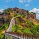 Vista dal ponte pedonale del borgo antico di Civita, frazione di Bagnoregio