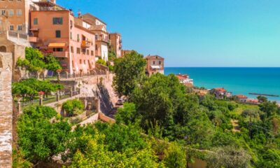 Uno scorcio del borgo di Grottammare in una giornata di sole