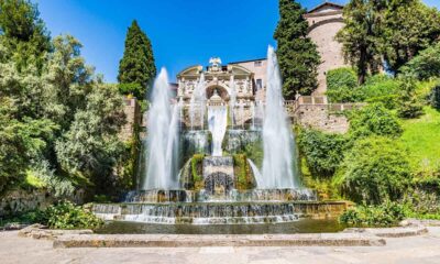 Primo piano della fontana nel aprco di Villa d'Este