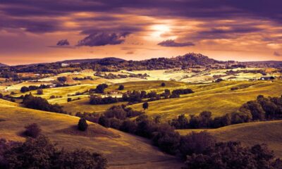 Vista panoramica delle colline attorno a Montepulciano al tramonto